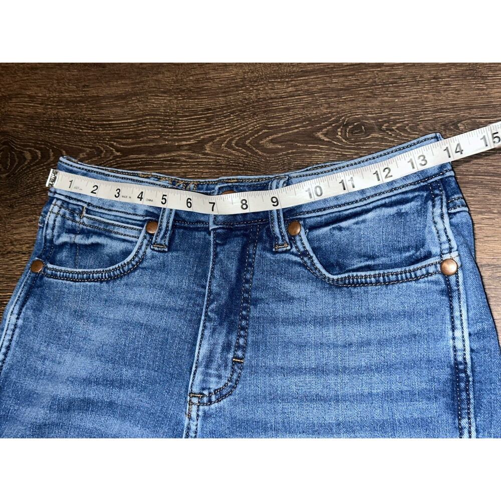 Wrangler Retro Blue Medium Wash High Rise Flare Jeans Stretch 5-Pocket 28x31 - Picture 3 of 12